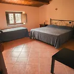 I Cedri Biologico Alloggio per agriturismo
